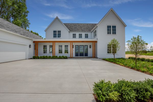 Concrete Driveway Service in Mansfield