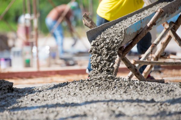 Backyard Concrete Pouring in Mansfield
